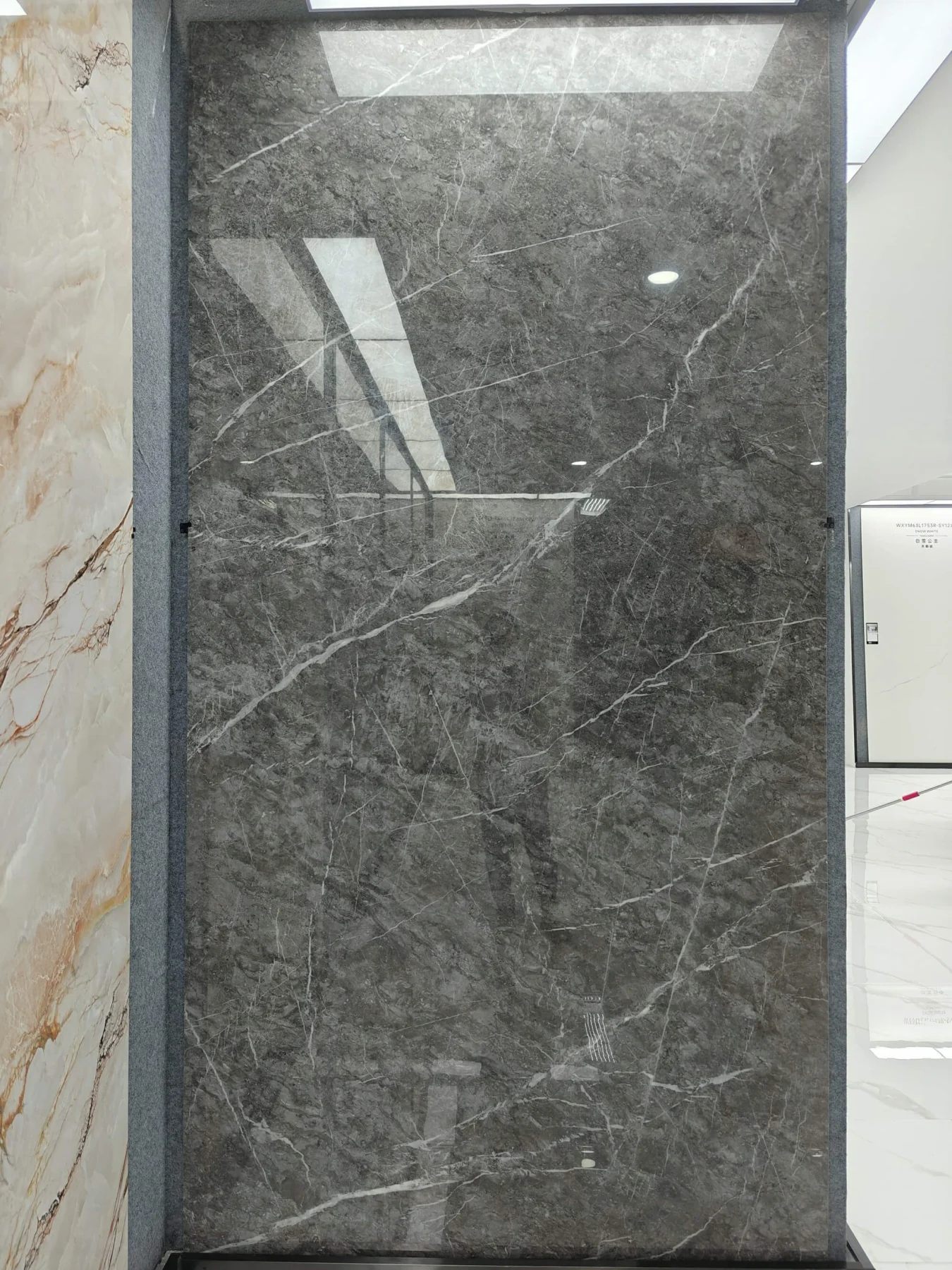 New Wyndham Grey — Product photograph